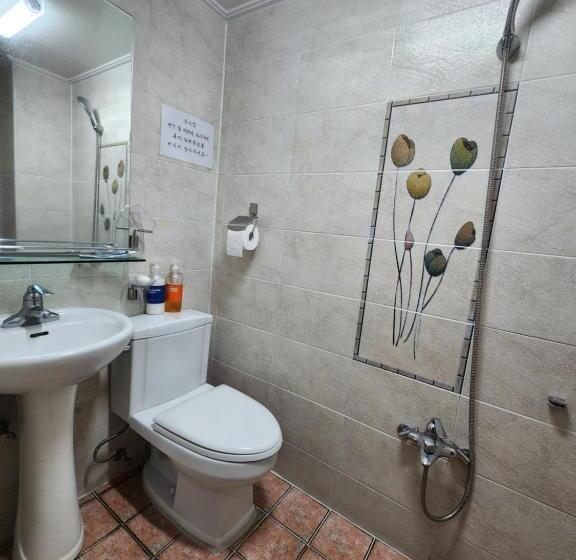 فندق على الطريق E Comfy