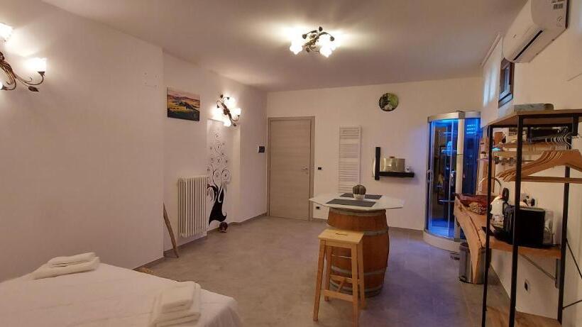 پانسیون Casa F