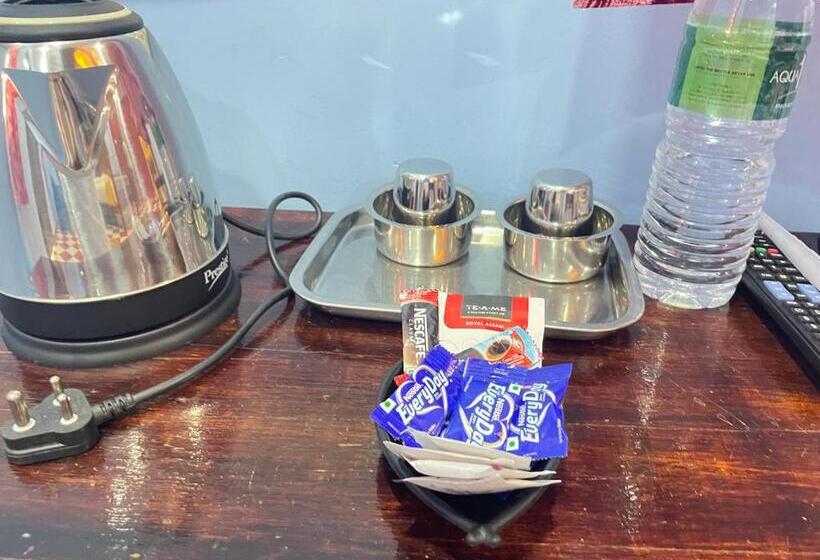 פנסיון Meena Mahal Cottage