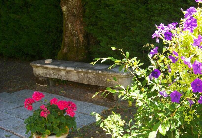 住宿加早餐  Domaine De Monein