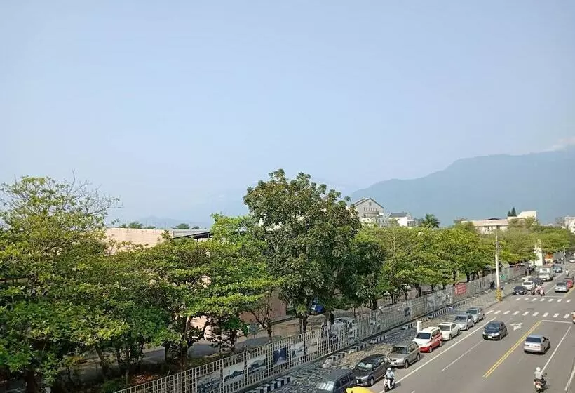 Formosa Backpackers Hostel & Apartment（青年民宿）