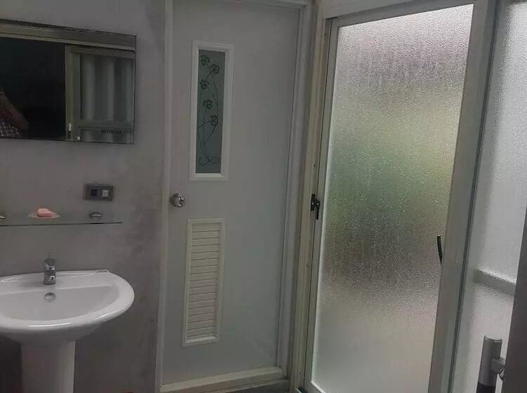 Formosa Backpackers Hostel & Apartment（青年民宿）