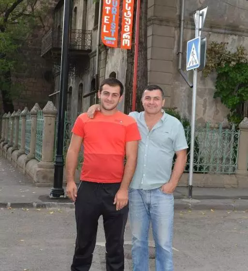 هتل Tourist