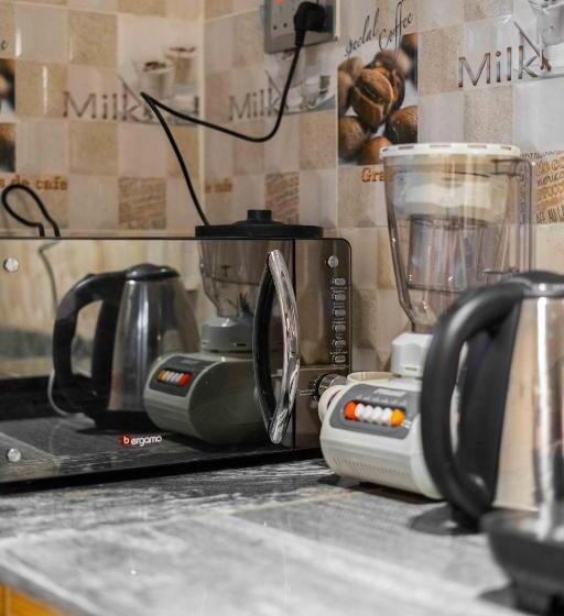 هتل An6ix Apartment