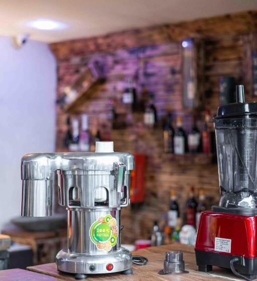 هتل An6ix Apartment