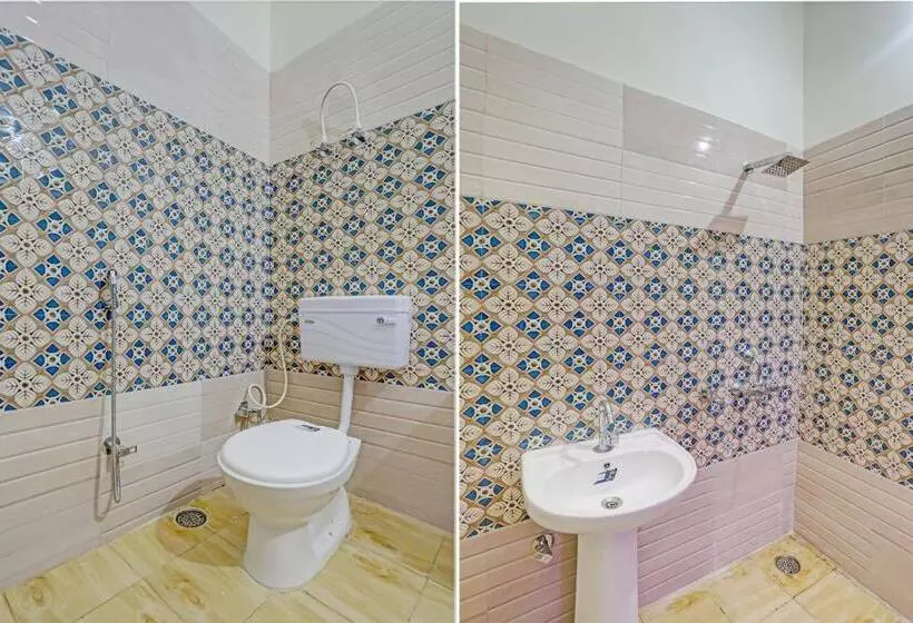 Hotelli Collection O Saket Villa