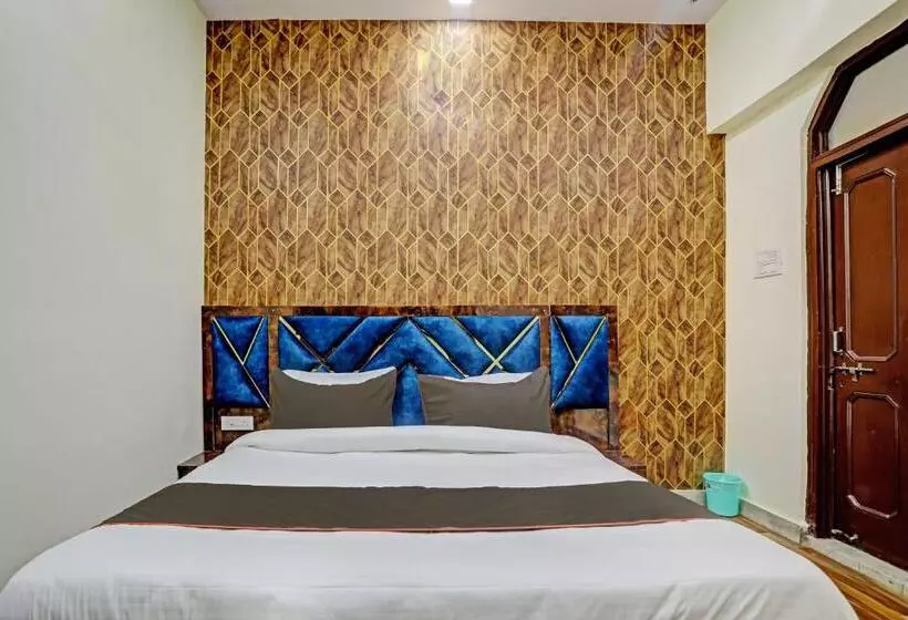 Hotelli Collection O Saket Villa