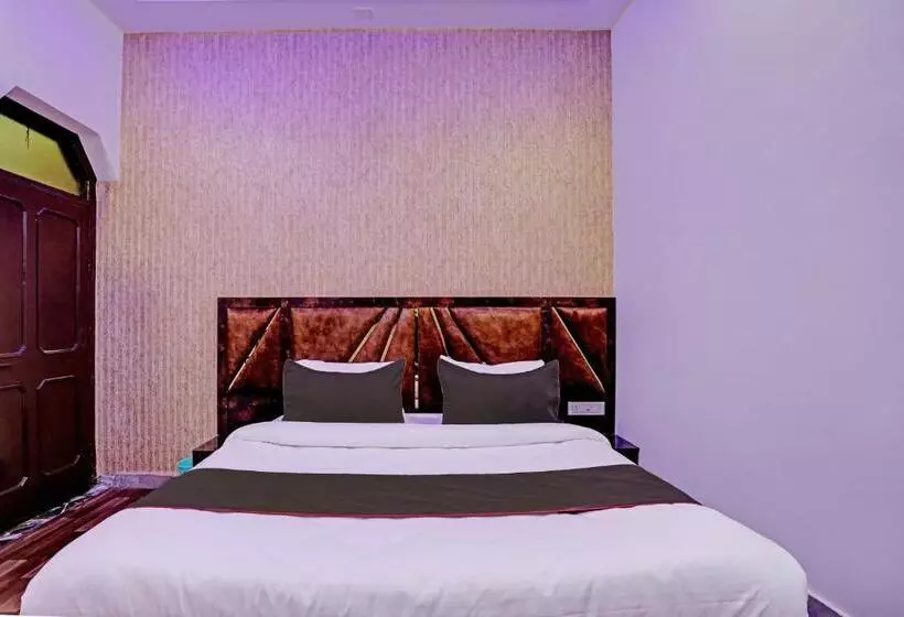 Hotelli Collection O Saket Villa