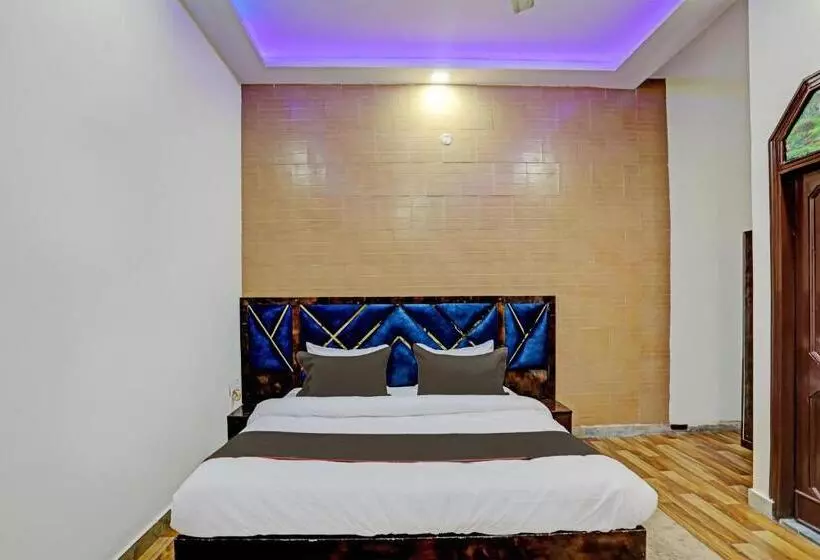Hotelli Collection O Saket Villa