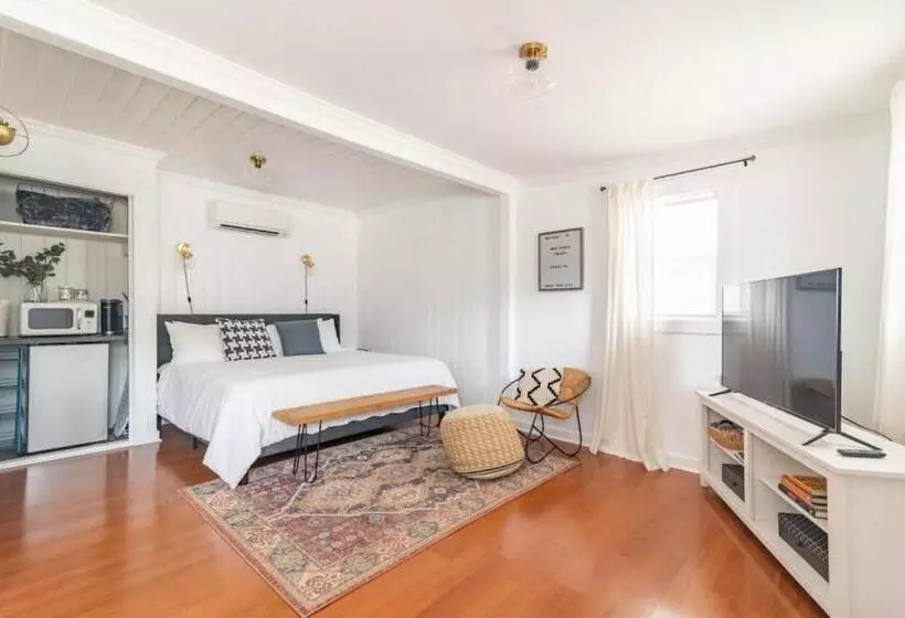 Hotelli Downtown Studio 2 At Beer Ranch Project Inn