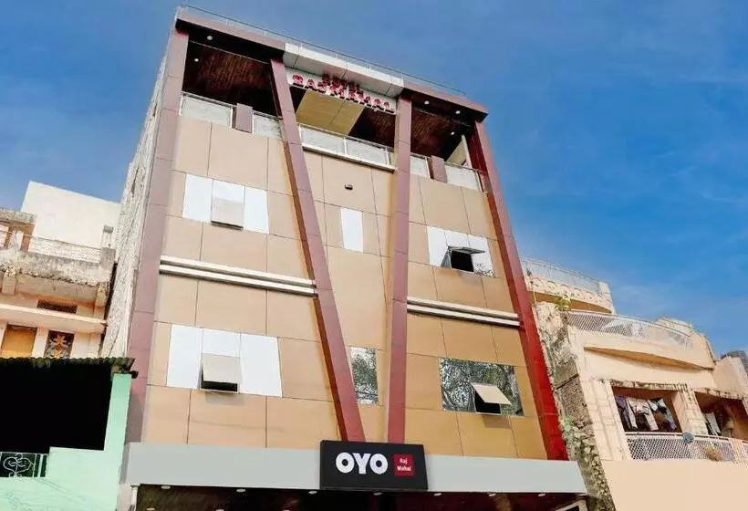 ホテル Oyo Raj Mahal