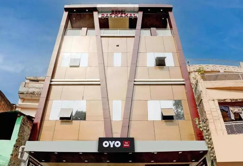 ホテル Oyo Raj Mahal