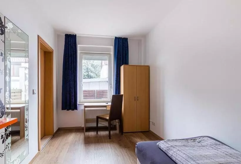 Pension Für Monteure In Leipzig