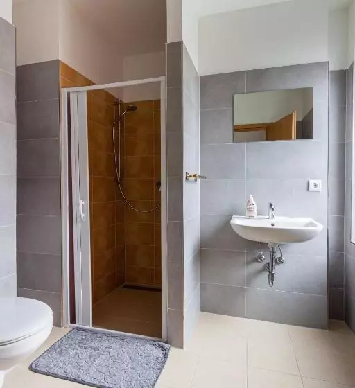 Pension Für Monteure In Leipzig