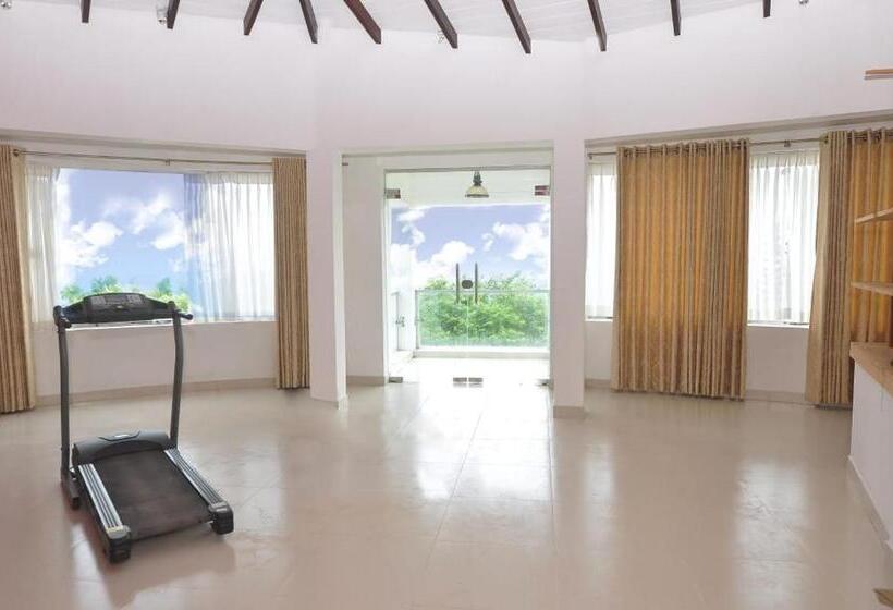 مبيت وإفطار Rose Hill Bungalow