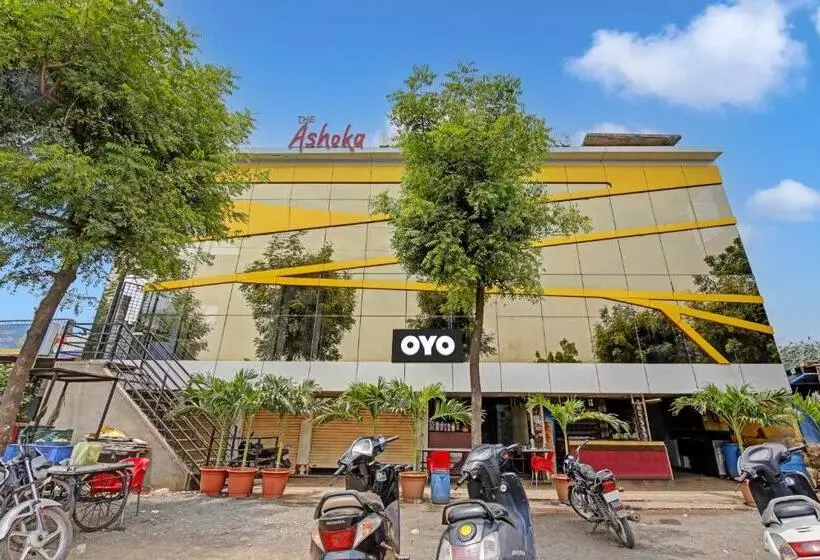 ホテル Oyo Flagship The Ashoka Boarding And Lodging
