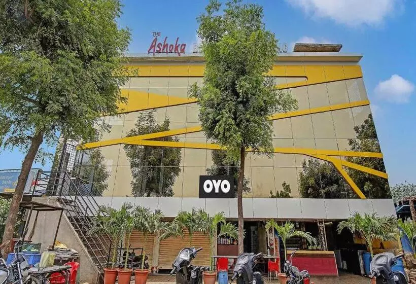 ホテル Oyo Flagship The Ashoka Boarding And Lodging
