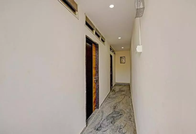 ホテル Oyo Flagship The Ashoka Boarding And Lodging