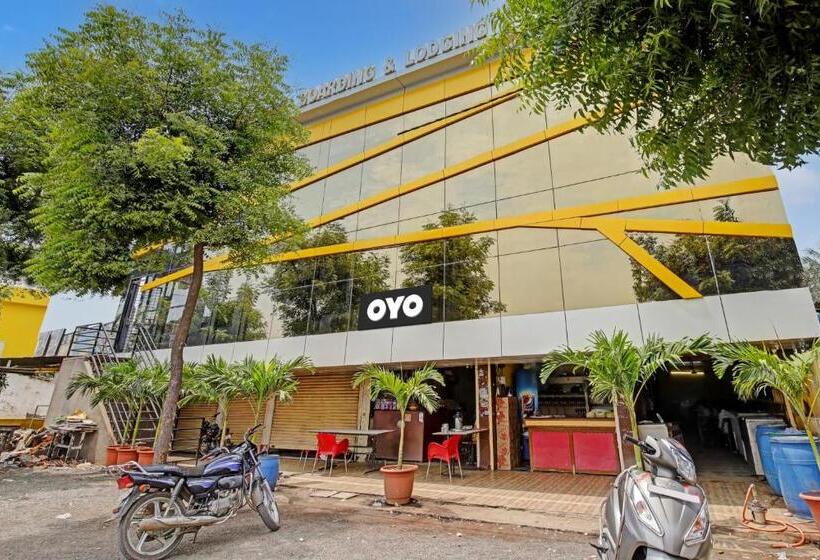 هتل Oyo Flagship The Ashoka Boarding And Lodging
