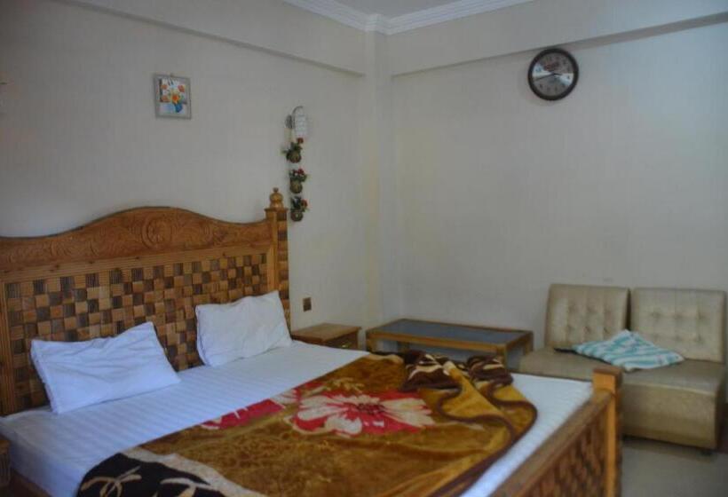 Pc Green Hotel, Mahandri, Kaghan