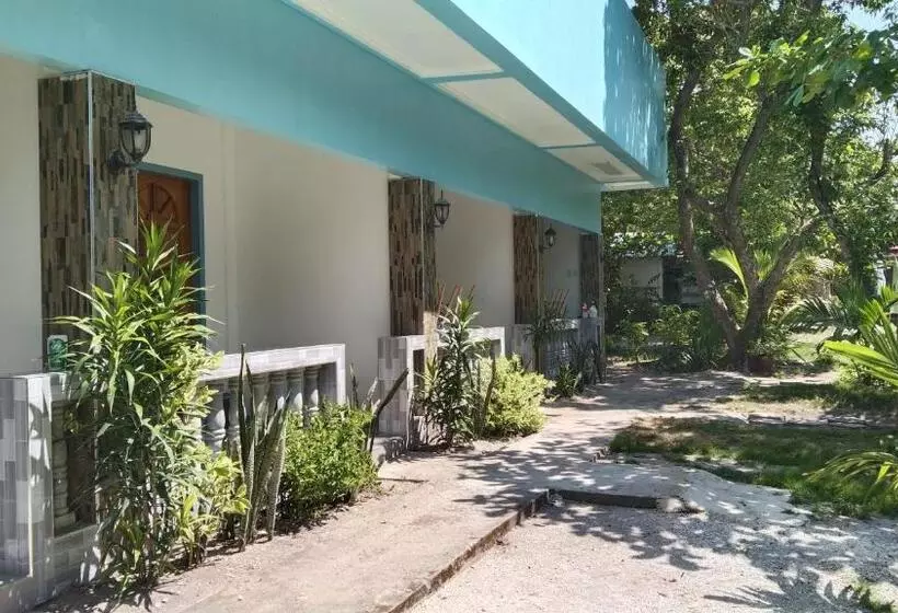 ペンション Elen Inn   Malapascua Island Non Aircondition1