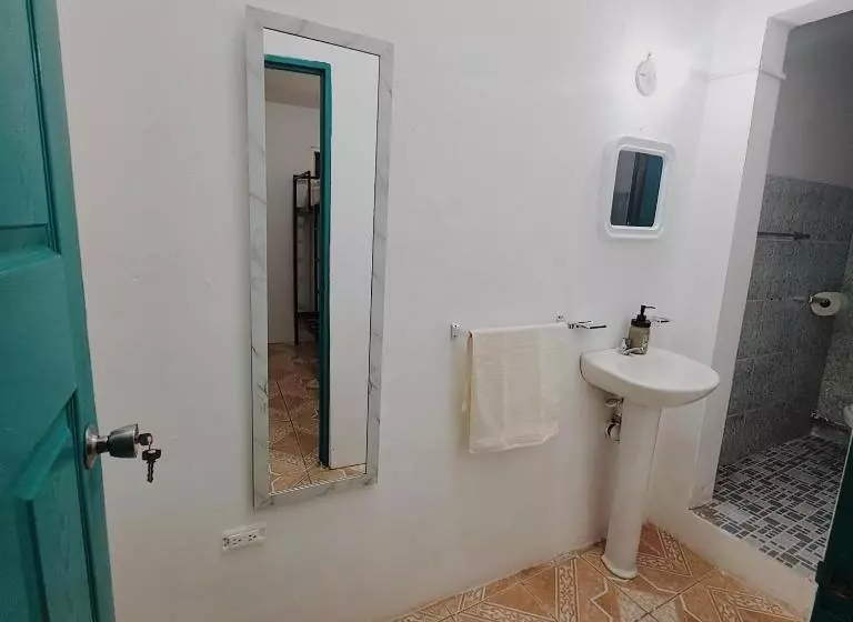 هاستل Hostal Victoria