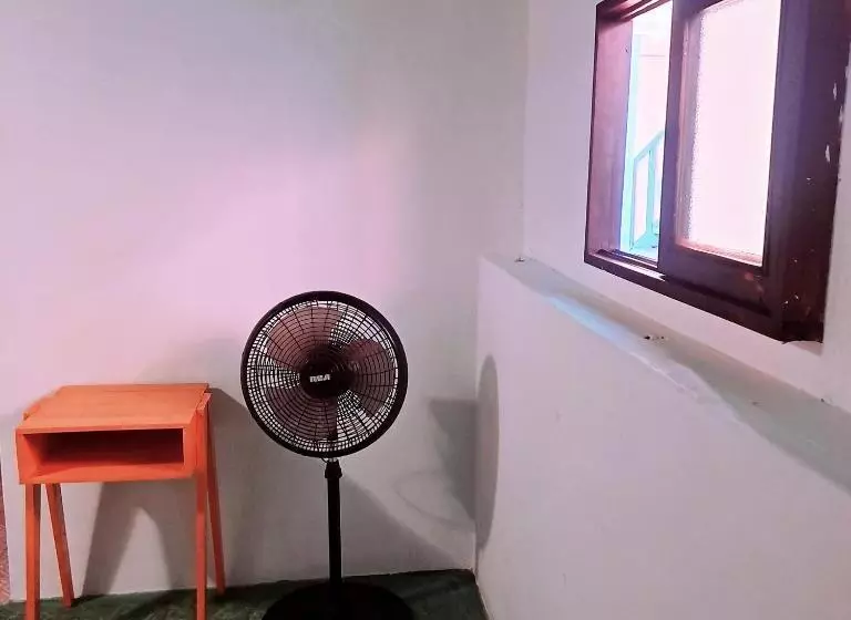 هاستل Hostal Victoria