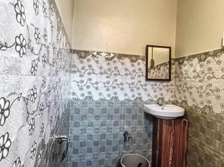 호텔 Camotes Lake House