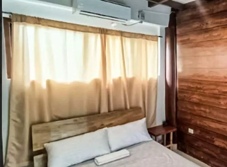 ホテル Camotes Lake House