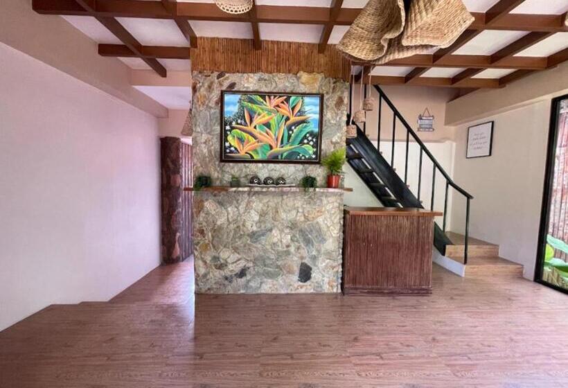 호텔 Camotes Lake House