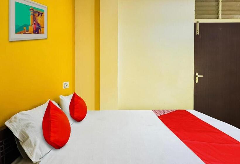 Hotelli Oyo Flagship A K Residency