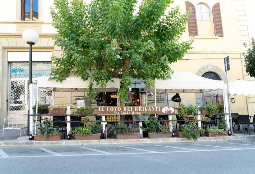 تختخواب و صبحانه Locanda Del Canto