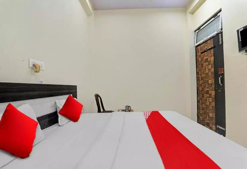 ホテル Sharvil Inn