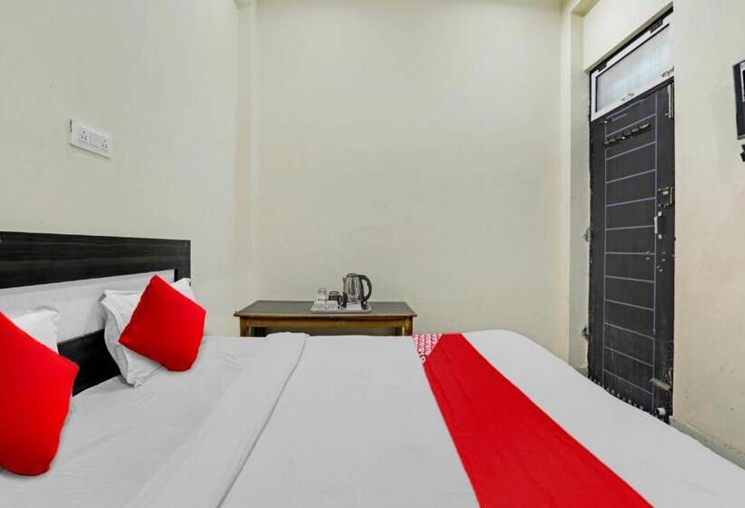 فندق O Sharvil Inn