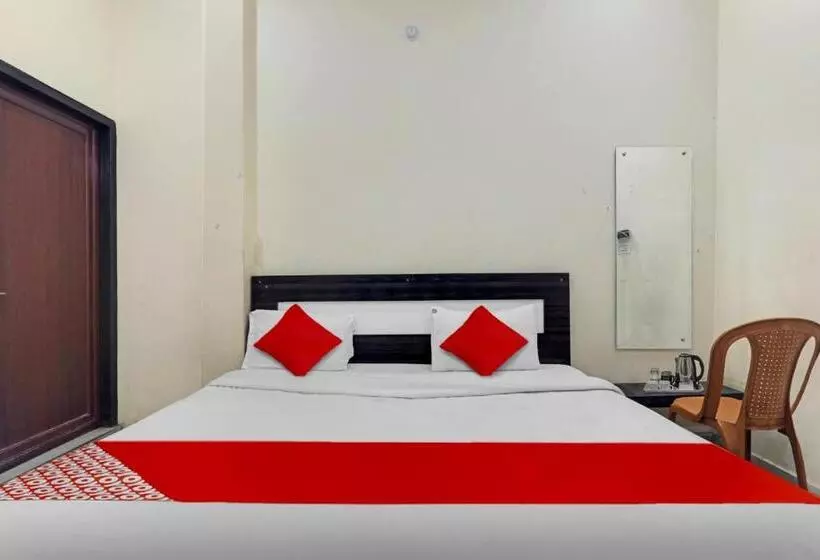 ホテル Sharvil Inn
