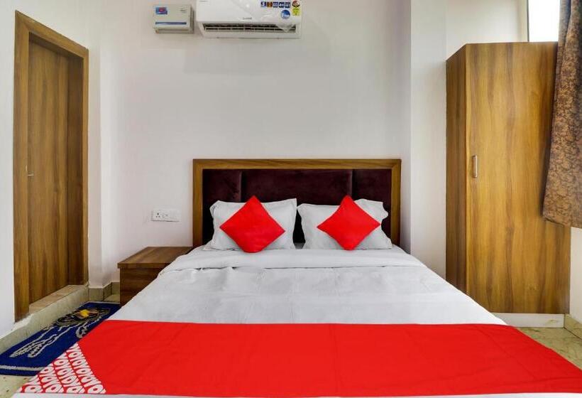 בית מלון כפרי Oyo Flagship 81470 Annu Residency