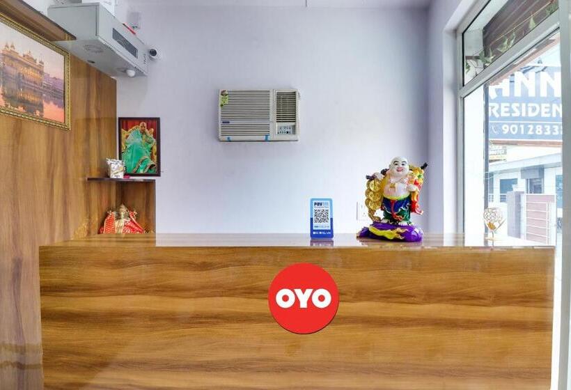 בית מלון כפרי Oyo Flagship 81470 Annu Residency
