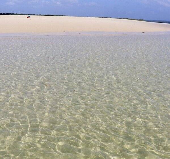 هتل The Funzi Keys