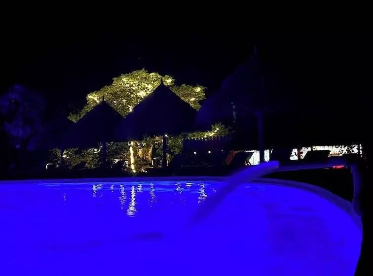 هتل The Funzi Keys