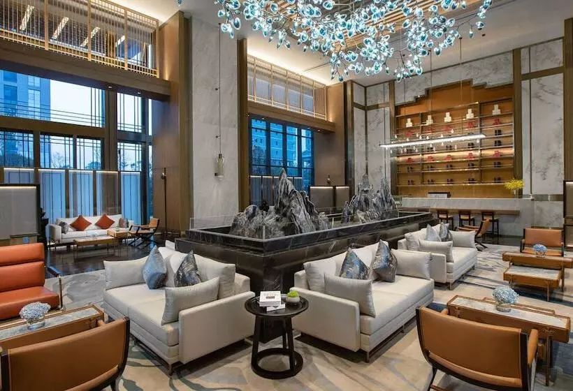 ホテル Wingate By Wyndham Kunming Airport