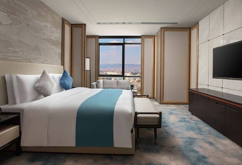 Отель Wingate By Wyndham Kunming Airport