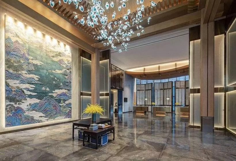 ホテル Wingate By Wyndham Kunming Airport