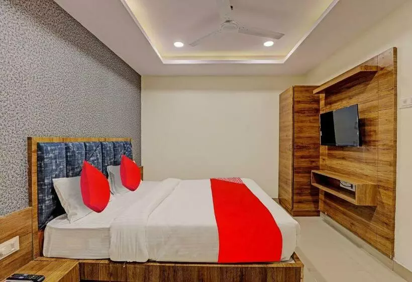 Oyo Flagship Hotel Pm Villa