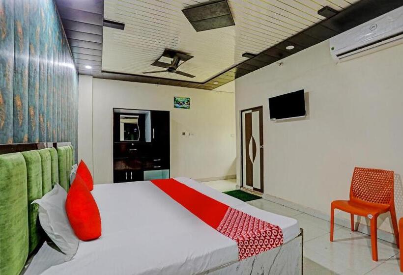 Oyo Flagship K1 Hotel And Restaurant