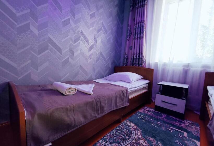 پانسیون Guest House Adimi