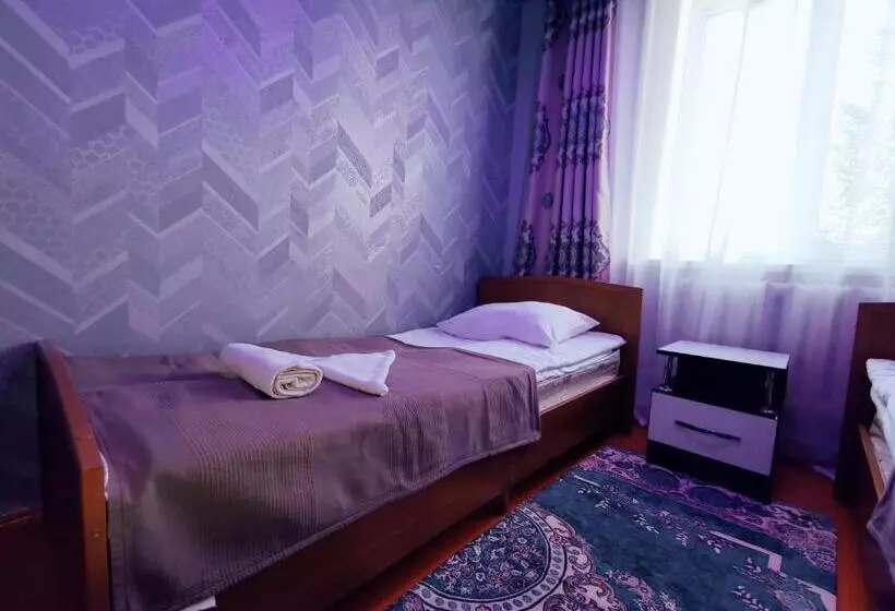 پانسیون Guest House Adimi