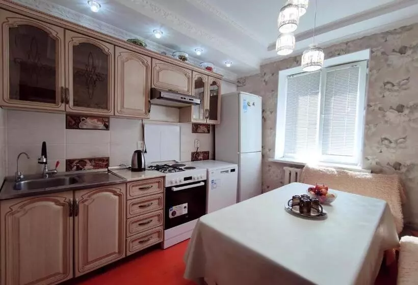 پانسیون Guest House Adimi