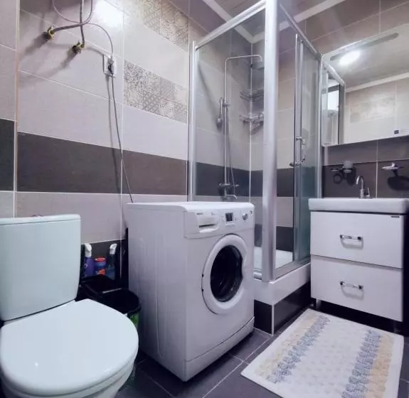 پانسیون Guest House Adimi