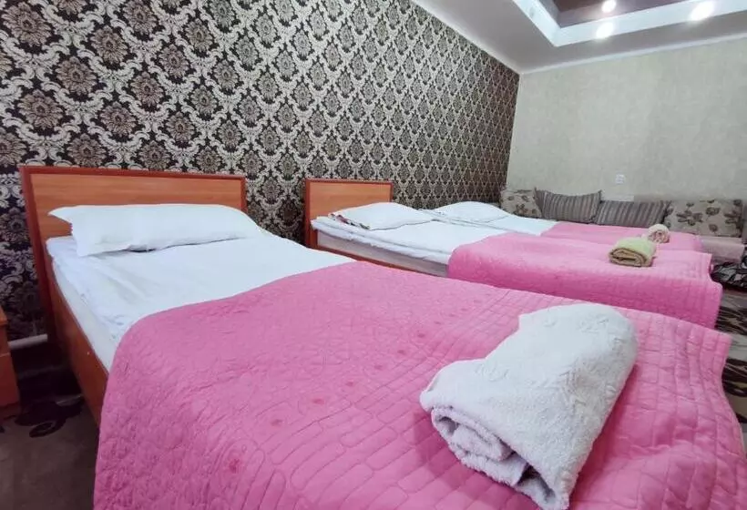 پانسیون Guest House Adimi
