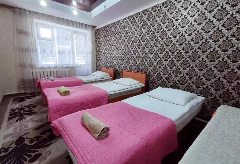 پانسیون Guest House Adimi